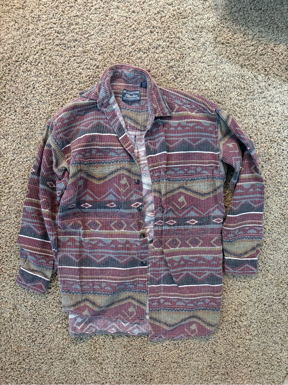 🌝🪵Patterned Button-Up Shirt Jacket in Burgundy and Olive